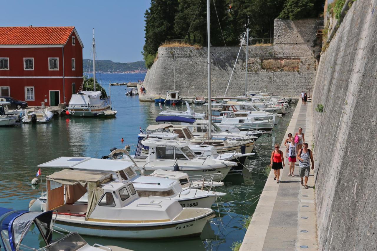 Apartman Dani Zara Esterno foto